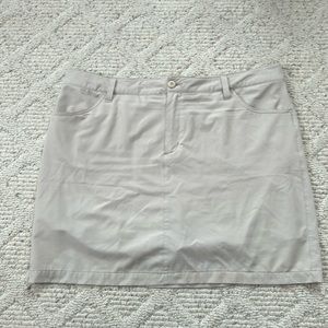 Eddie Bauer skort size 18